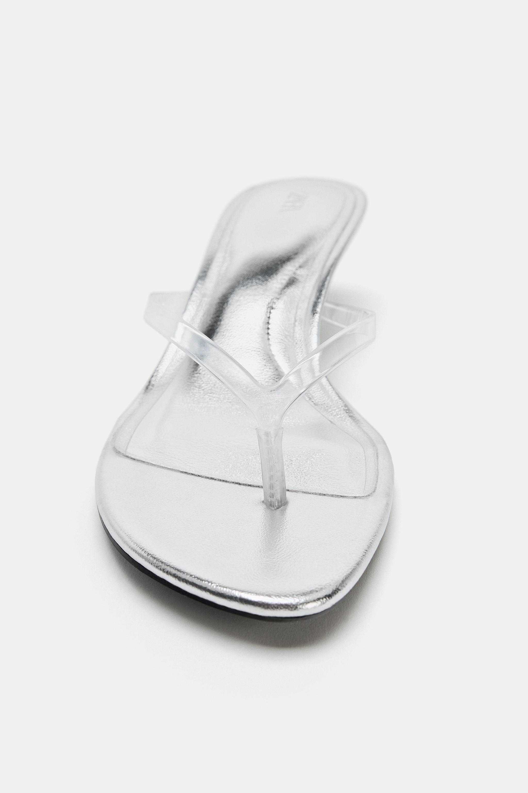 METALLIC EFFECT HEELED SANDALS
